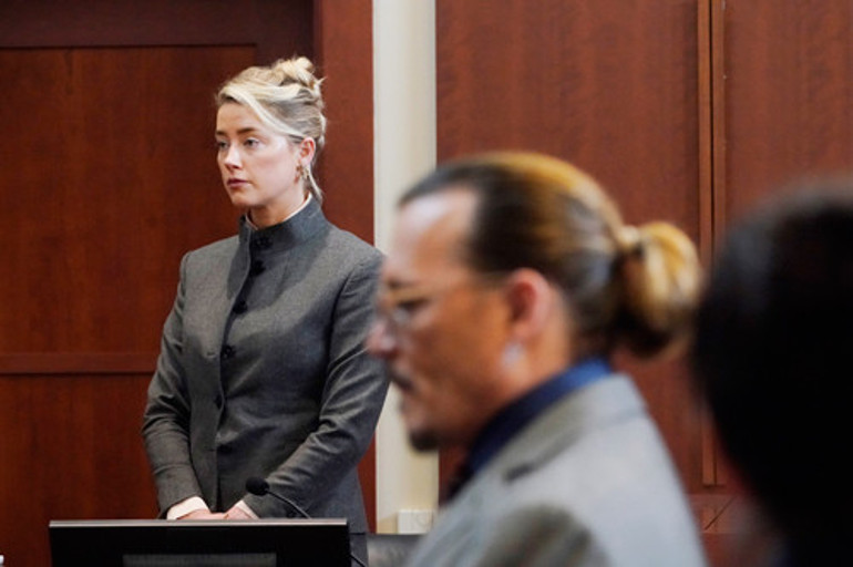 Altı hafta boyunca davayı izleyen görevliden şok sözler: Aniden uyuyakaldıklarını gördüm