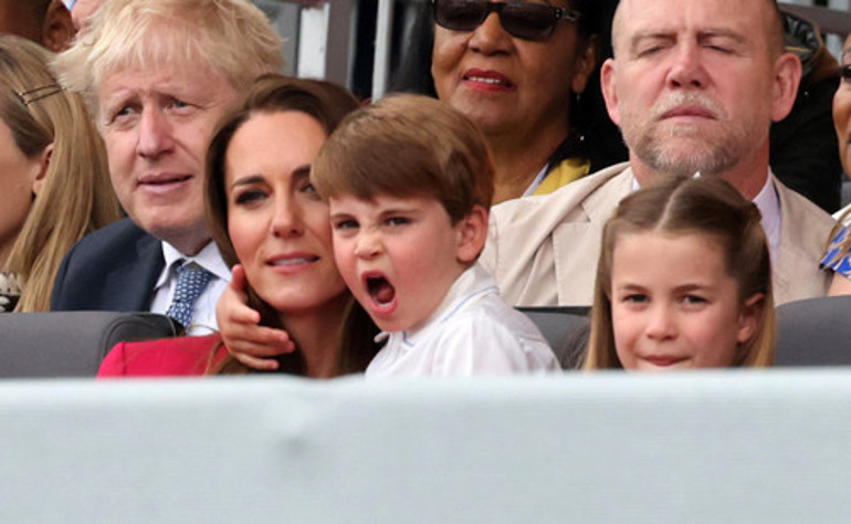 Louis, dört güne damgasını vurdu: Sarayda büyüyen bir çocuk bunu nereden öğrendi