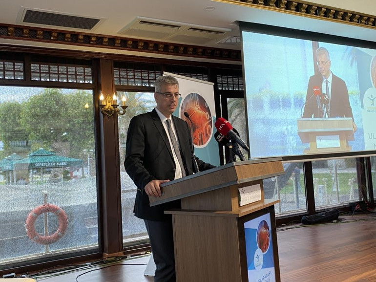 Prof. Dr. Memişoğlundan korkutan sözler: 20-30 sene sonra hastalıklarla boğuşur hale geleceğiz