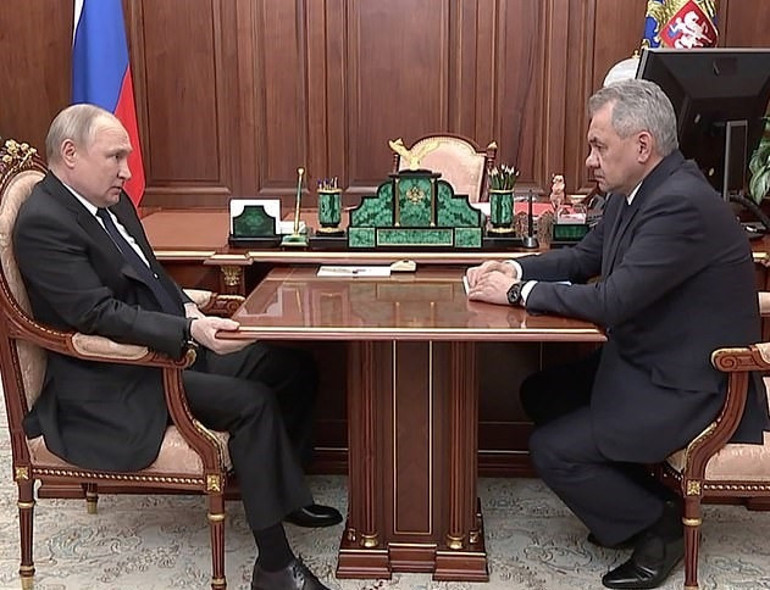Putin kendini İmparator Petro’ya benzetti… “Rus topraklarını geri almak için savaşıyorum”