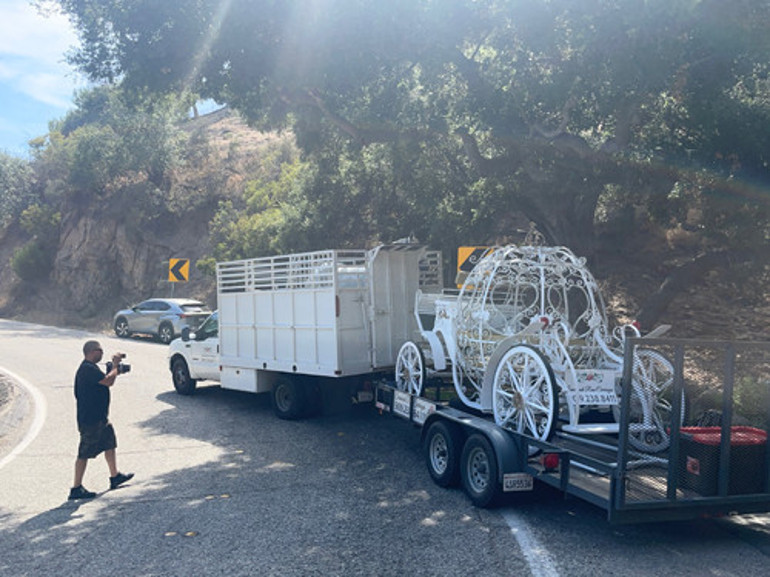 Eski eşi, ünlü şarkıcının düğününü bastı: O benim ilk ve tek eşim