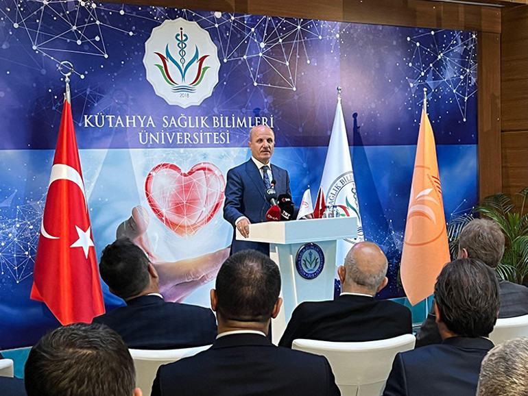 Vakti geldi diyerek duyurdu... YÖK Başkanından yüz yüze eğitim mesajı