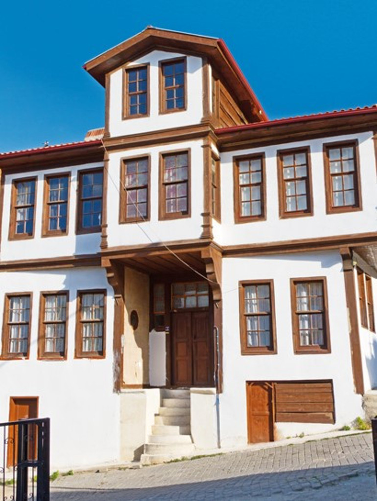 Dağların arasında doğanın kucağında