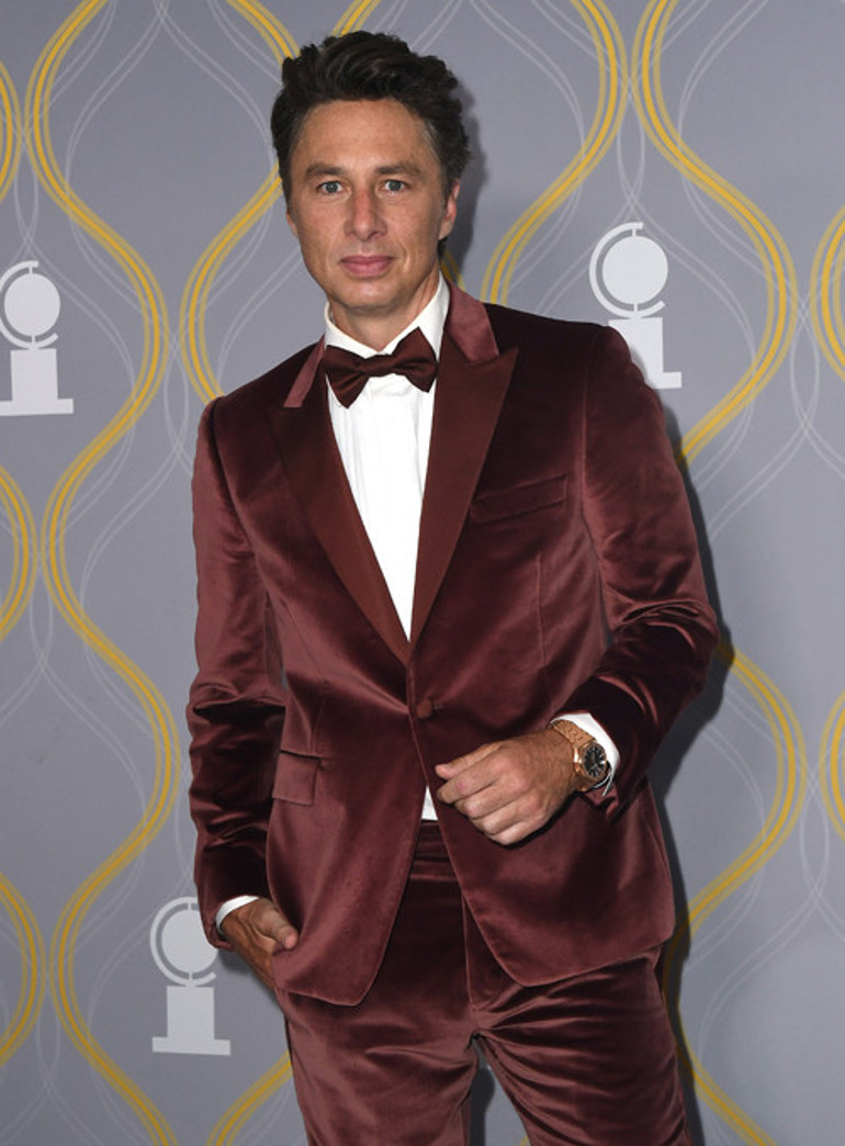 Efsane şarkıcının çocukları ödül gecesinde: Babaları onları böyle göremedi