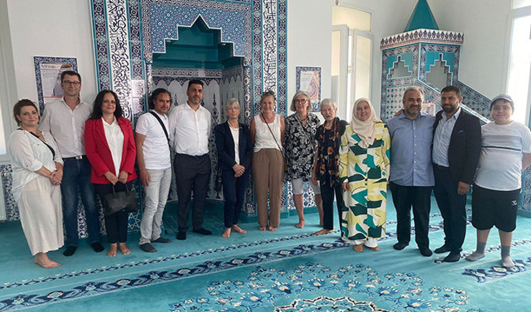 Tarihi tren garı cami oldu