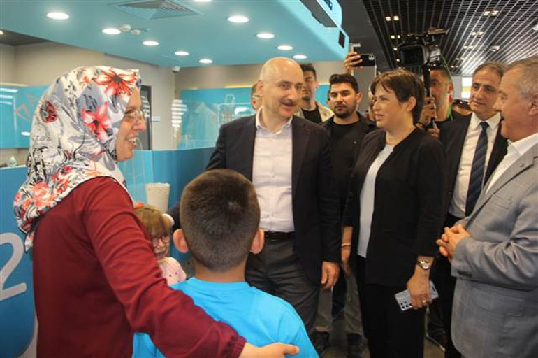 Bakan Karaismailoğlundan Altılı masa eleştirisi: Altında başkaları üstünde başkaları var