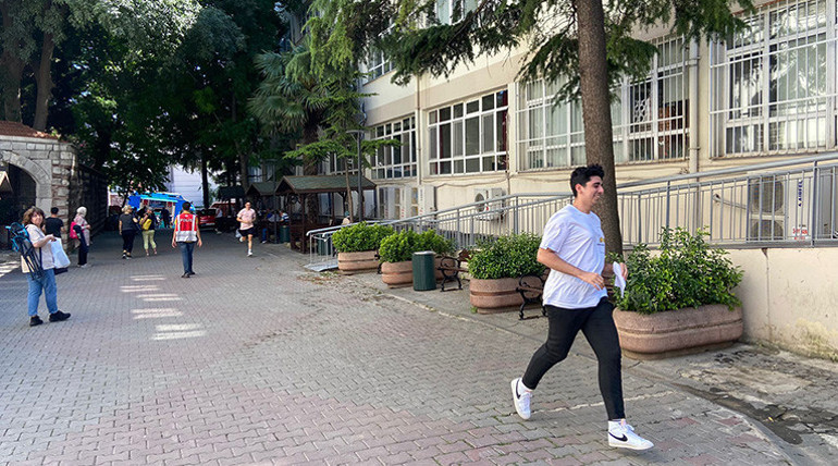 YKSnin 2inci oturumu sona erdi Sorular kolay mıydı zor muydu... Öğrenciler soruları yorumladı