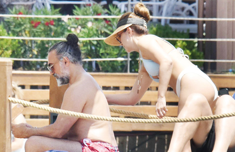 Tatil sezonu açıldı, ünlüler Bodruma çıkarma yaptı