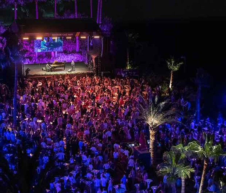 PORTRELER DÜNYADA İLK KEZ AKRA’DA