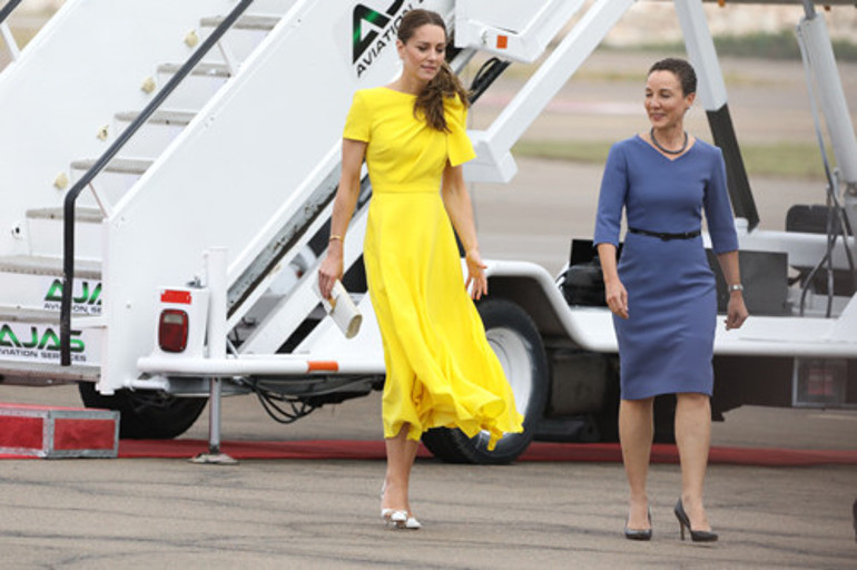 Katein sırrı Giyen her kadın güzellik abidesine dönüşebilir