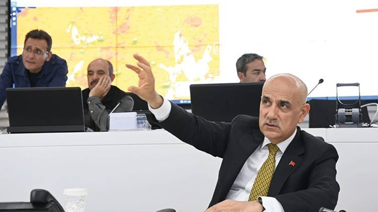 Son dakika: Marmaris’te orman yangınında son durum Cumhurbaşkanı Erdoğan helikopterle inceleme yaptı