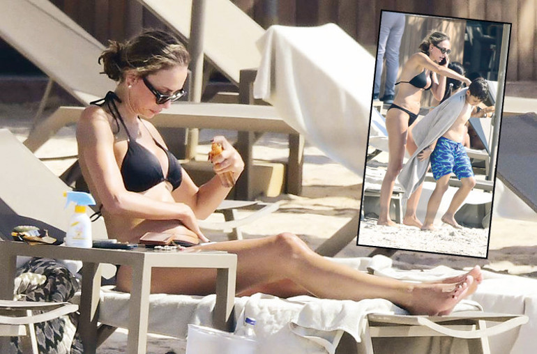 11 ay önce evlendiği Tolga Akıştan boşanacağını açıklamıştı... Zeynep Bastıkın moral tatili