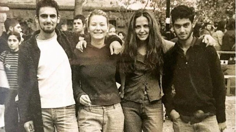 Ünlü oyuncu kep attı