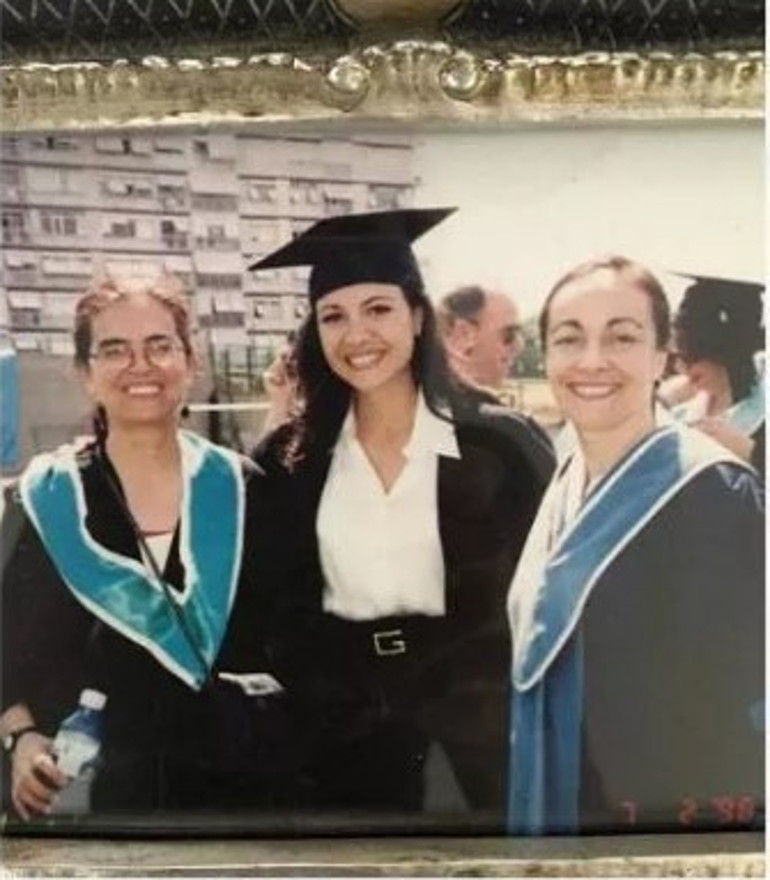 Ünlü oyuncu kep attı