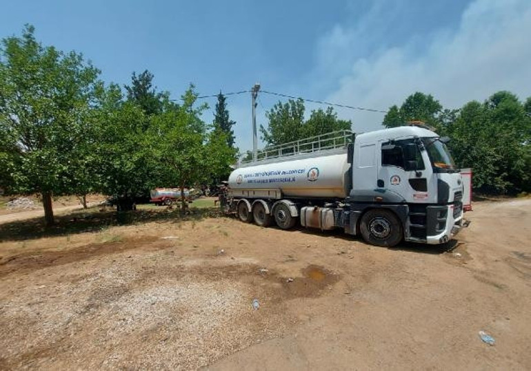 Son dakika... Marmaristeki orman yangınında üçüncü gün Bakan Kirişci: Evleri boşaltılan ailelere 3 bin TL ödeme yapıldı