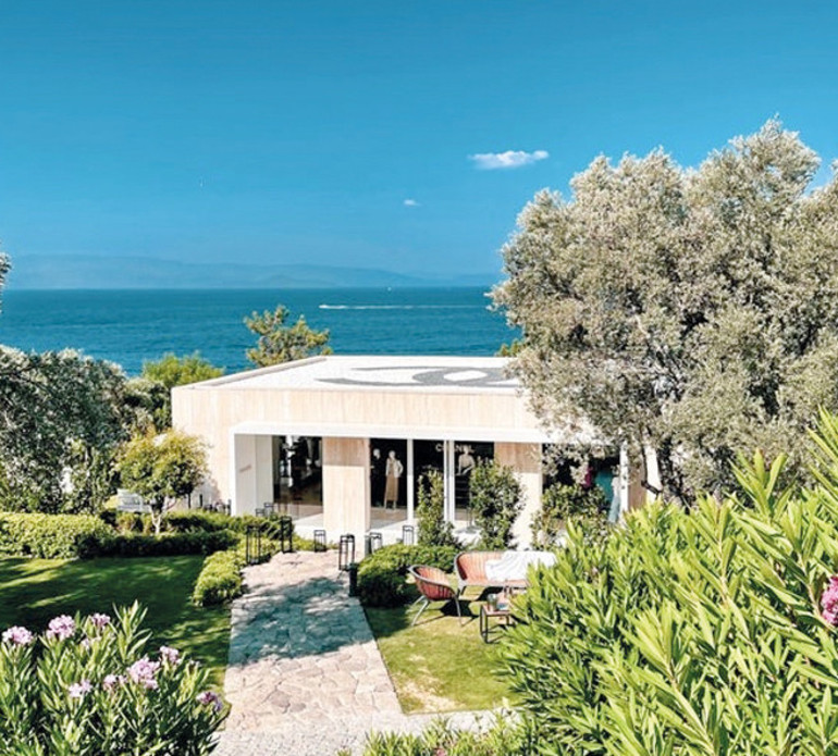 Hadid kardeşler Bodrum’a geliyor