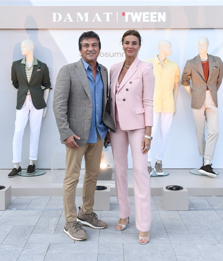 Kırmızı halıda Damat Tween şıklığı