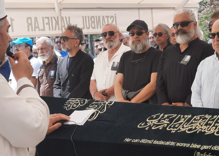 Ünlü oyuncu Osman Wöber son yolculuğuna uğurlandı