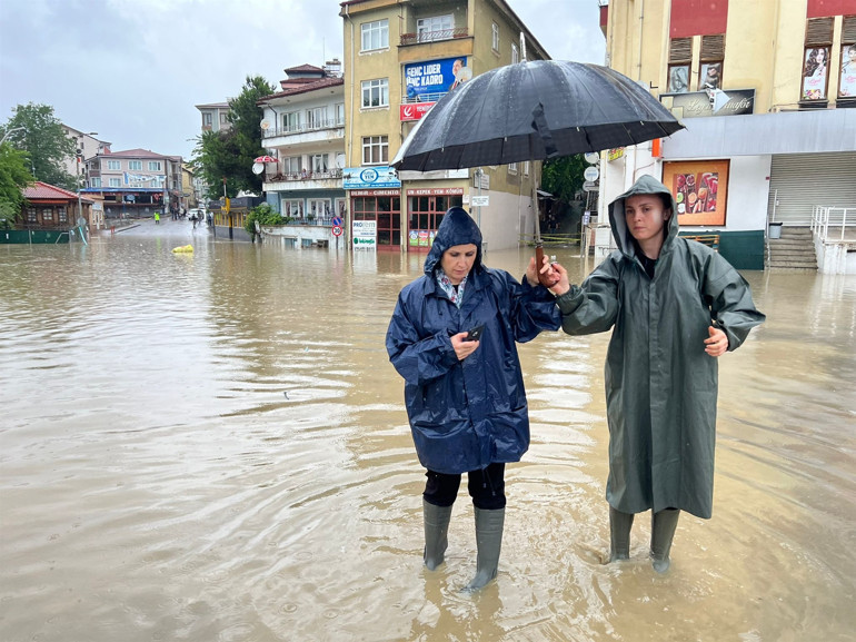 Zonguldak, Bartın, Kastamonu, Karabük ve Sinopta kuvvetli yağış Bakan Soylu: Daha büyük bir felaket olabilirdi