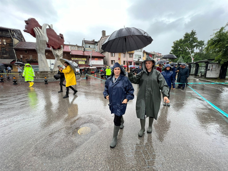 Zonguldak, Bartın, Kastamonu, Karabük ve Sinopta kuvvetli yağış Bakan Soylu: Daha büyük bir felaket olabilirdi