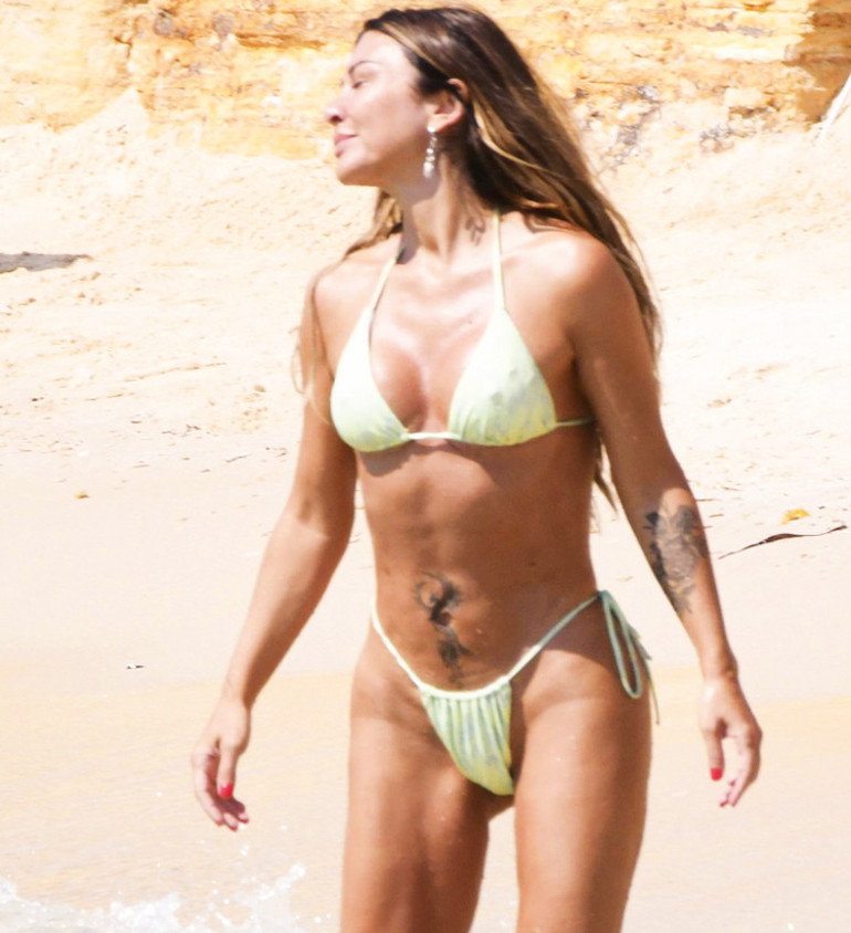 Bodrum, Çeşme, Mikonos... Ünlüler tatilde