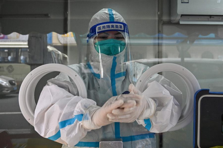 Kötü haberi DSÖ yetkilisi duyurdu: Birden fazla kez Covid’e yakalananlar dikkat