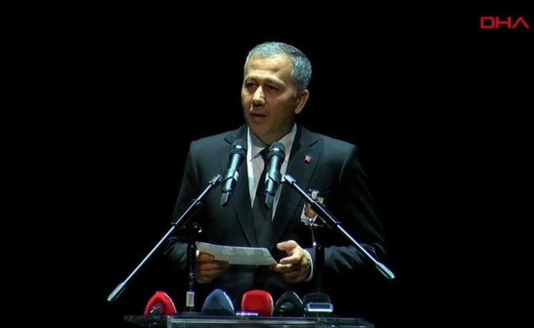 Cüneyt Arkına veda... Yeşilçamın efsane ismi son yolculuğuna uğurlandı