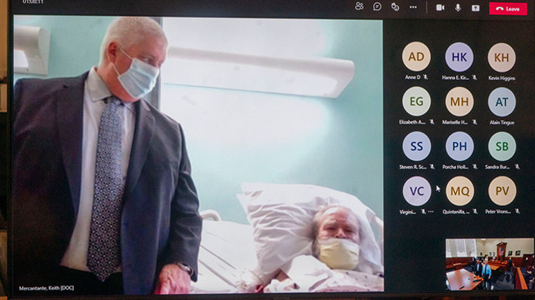 Annesini öldüren katili 54 yıl boyunca aradı... O gizem, hayatının son günlerindeki bir polisin inadıyla çözüldü