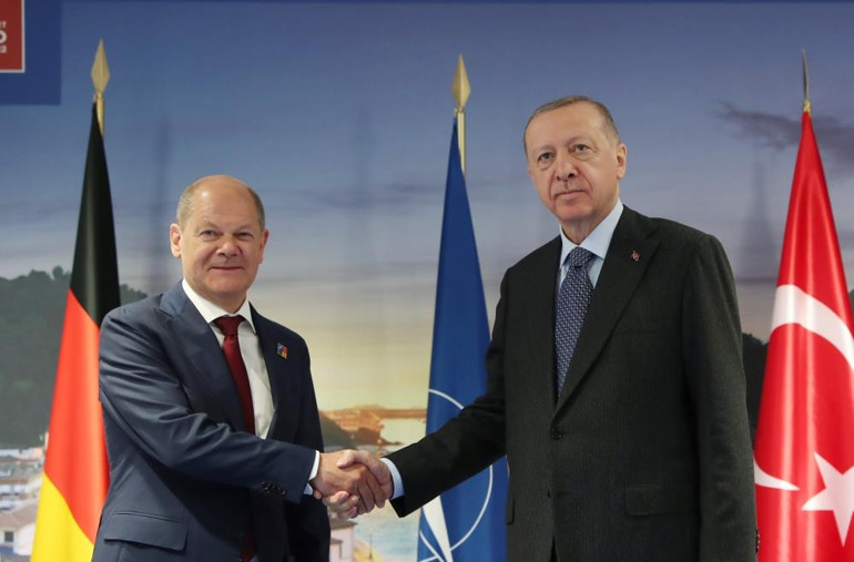 NATO Liderler Zirvesinde son gün Erdoğandan peş peşe kritik görüşmeler...