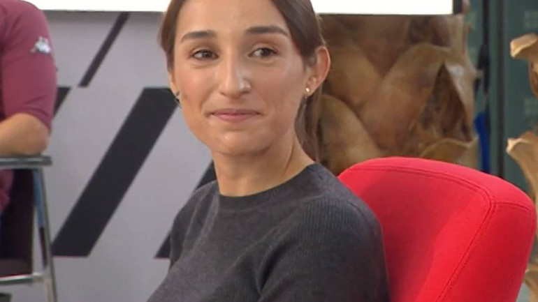 Bayern Münih teknik direktörü Julian Nagelsmann ve muhabir Lena Wurzenberger aşkı Almanyayı karıştırdı Görevinden alındı...