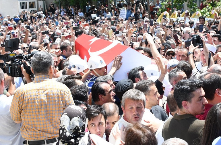 Cüneyt Arkına büyük saygısızlık... Bu görüntüler tepki çekti