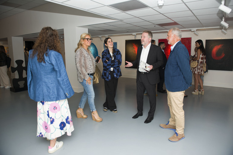 ‘Beyond Borders III’te Bodrum’dan izler sergileniyor