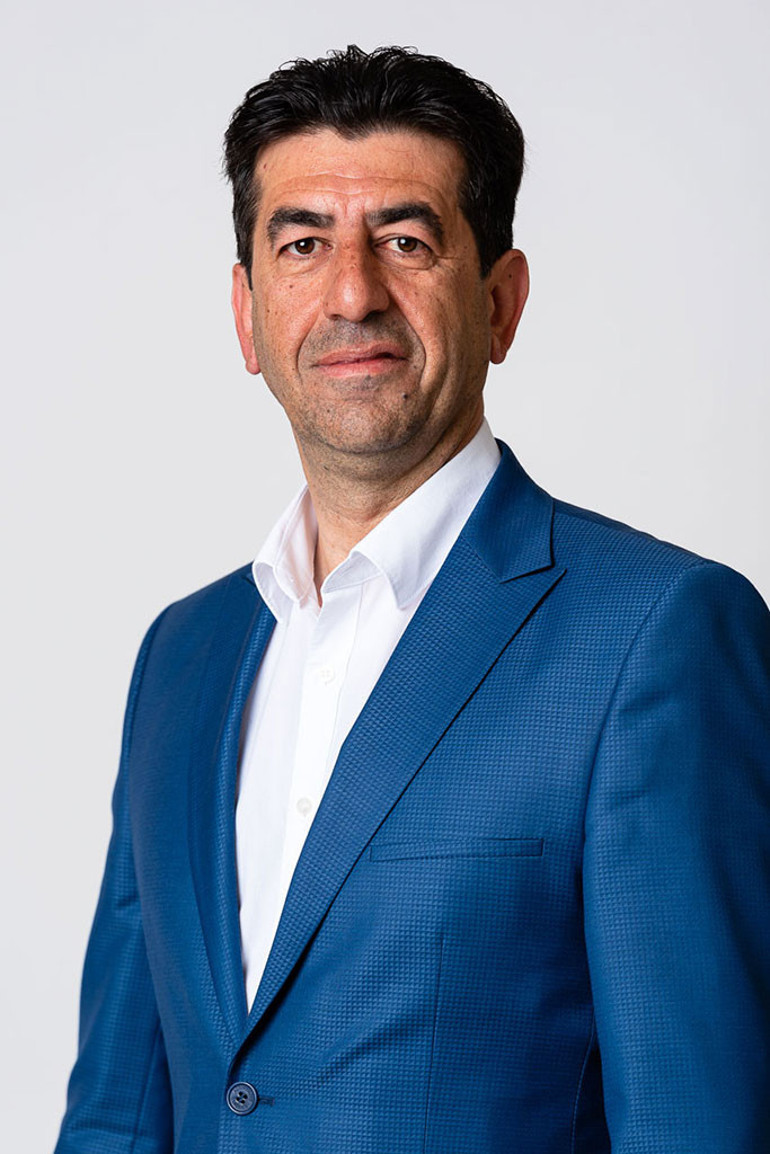 ‘Göçmensiz kabine’ye bir tepki daha