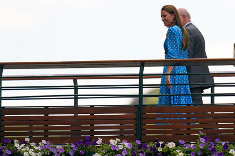 Kate Middleton tepeden tırnağa eskileri giydi