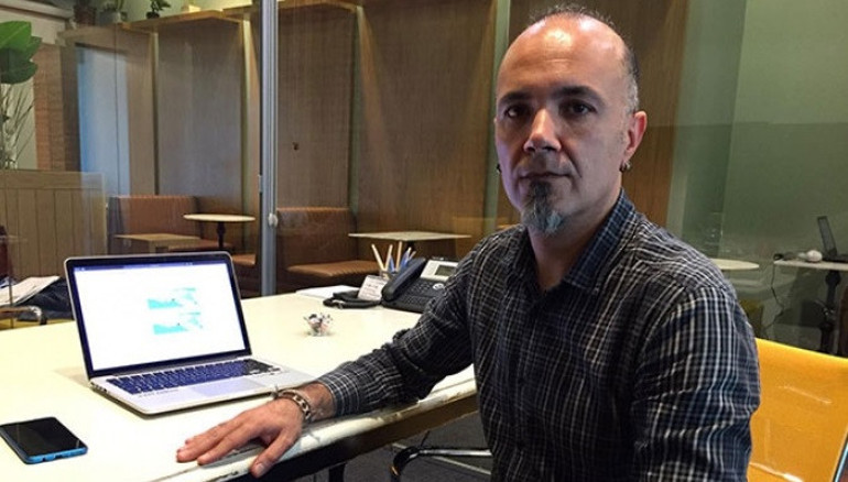 Bir kafede otururken kâbusu yaşamak mümkün Kablosuz dosya paylaşımları neden tehlike saçıyor | 5 SORU 5 YANIT