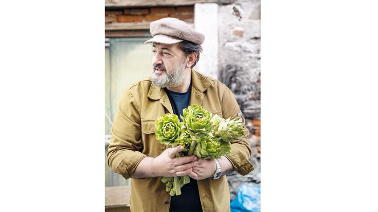 ‘Gelecekte kaybolmamak için geçmişe sahip çıkmak şart’