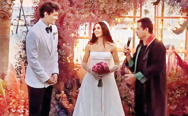 Alaçatı’da rüya gibi bir düğün