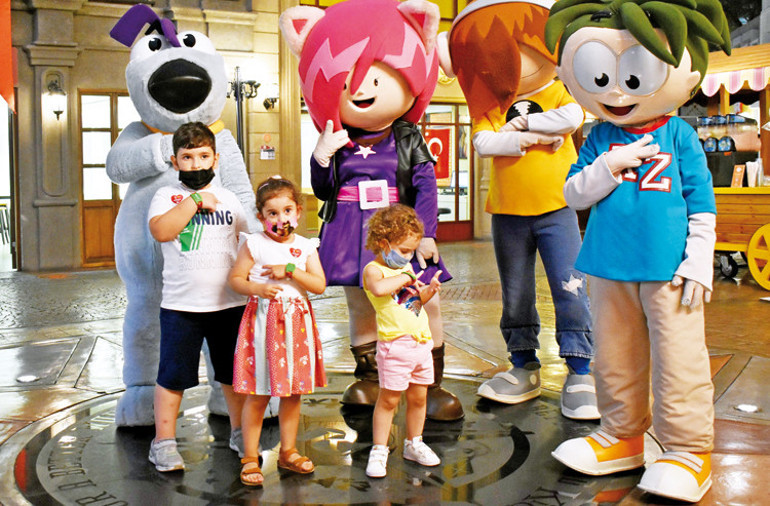 Dolu dolu bir tatil programı