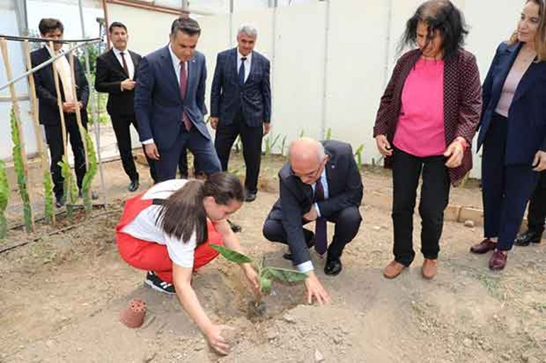 TARLADA İZ BIRAKACAKLAR