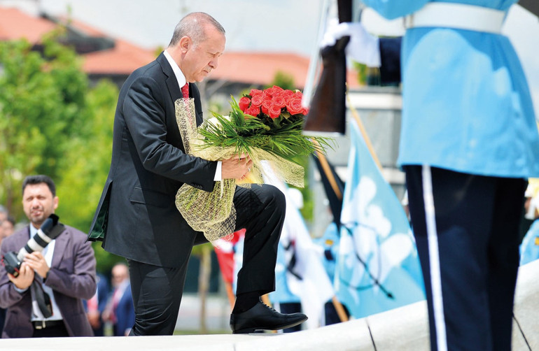 Tarihi geceden unutulmaz 40 fotoğrafın hikâyesi