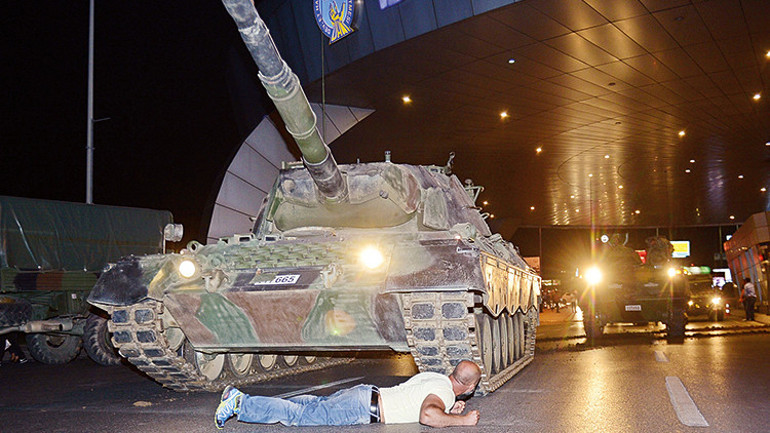 Tarihi geceden unutulmaz 40 fotoğrafın hikâyesi