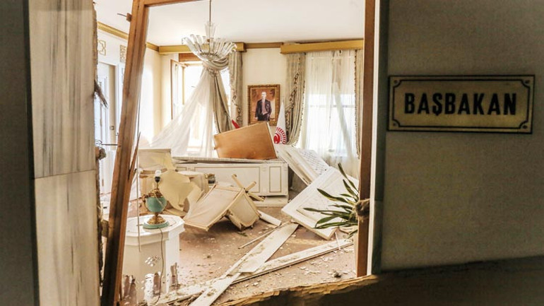 Tarihi geceden unutulmaz 40 fotoğrafın hikâyesi