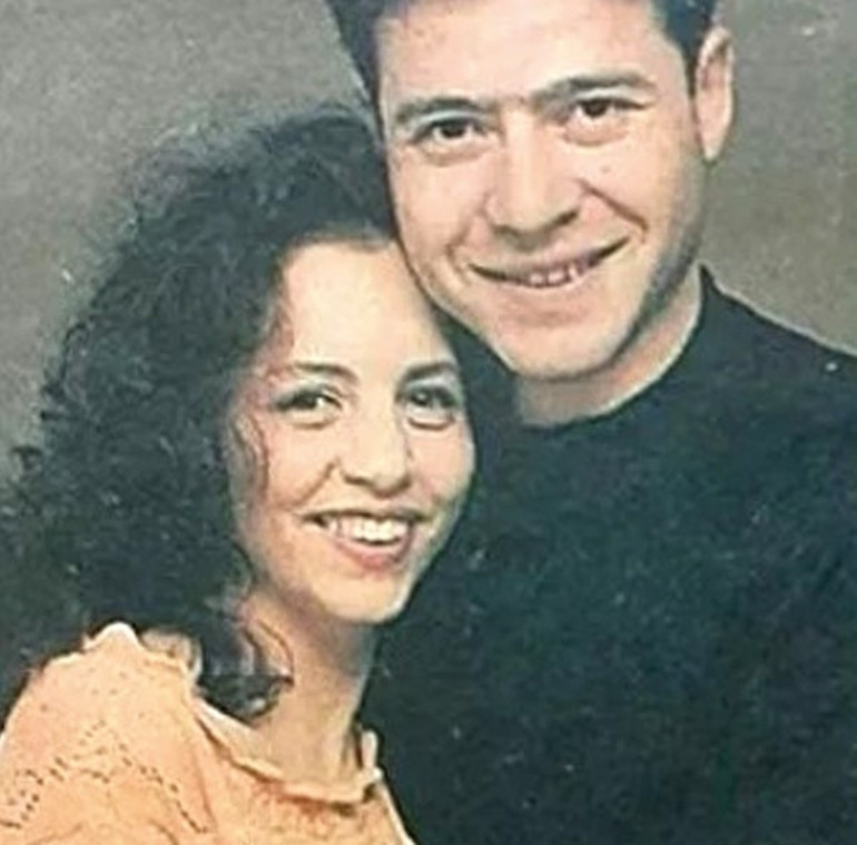 Çoraplarını ters çevirip giyiyor İşte nedeni...