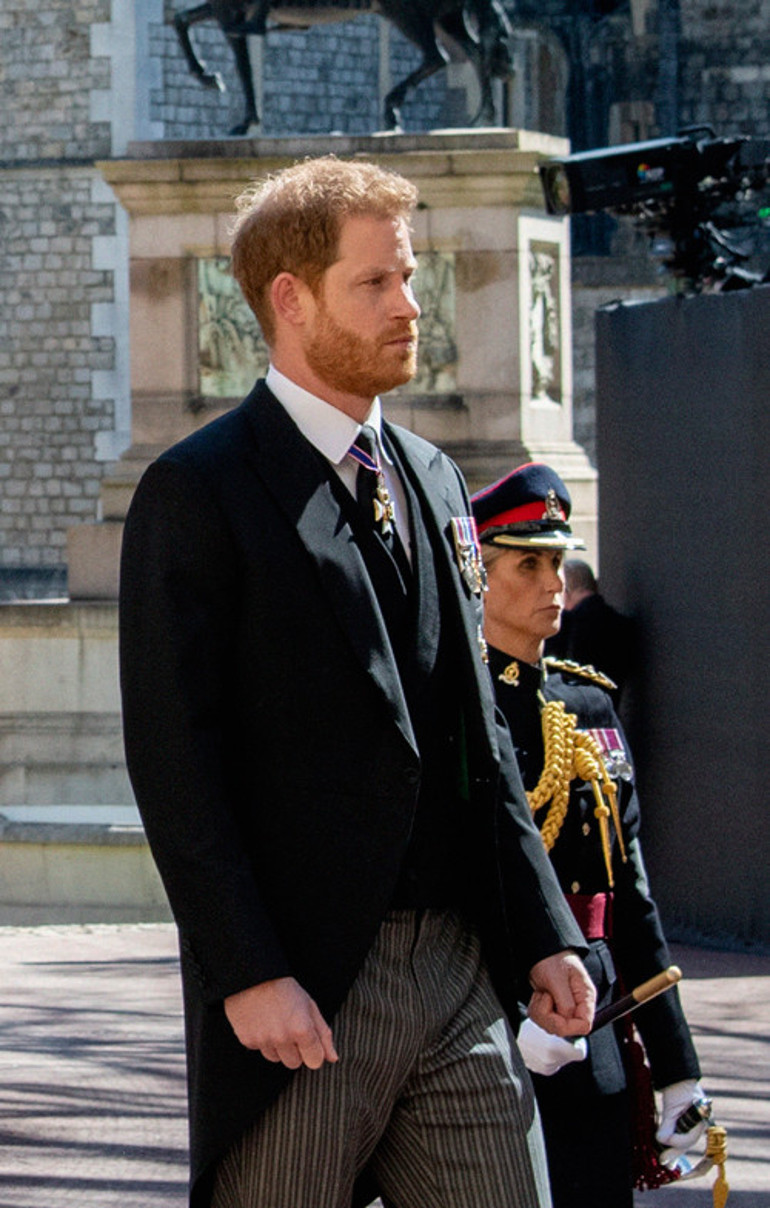 Kraliçe 2. Elizabeth kendini tutamamış: Şükürler olsun ki Meghan gelmiyor