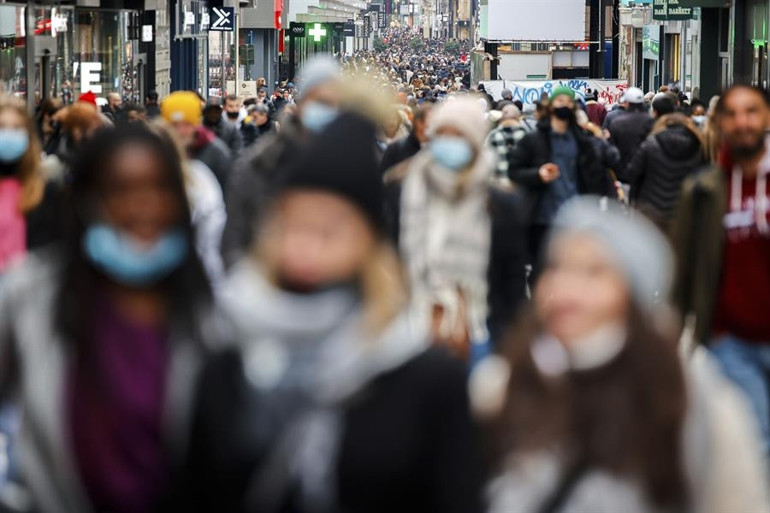 CDCden flaş koronavirüs aşısı açıklaması... Aşı karşıtlarının en gözde iddiası çöktü