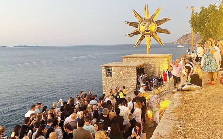 Geline, ilk baskı Saatleri Ayarlama Enstitüsü kitabını taktı