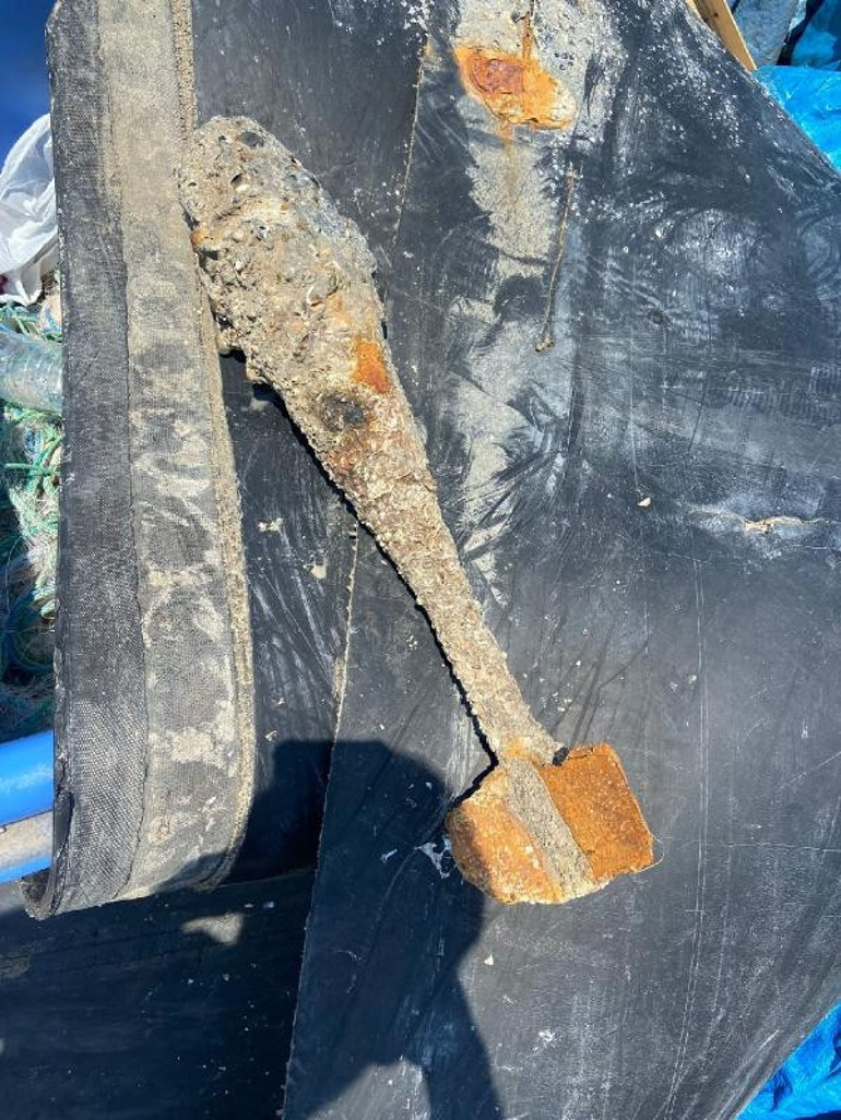 Zonguldakta balıkçıların ağına havan mermisi takıldı