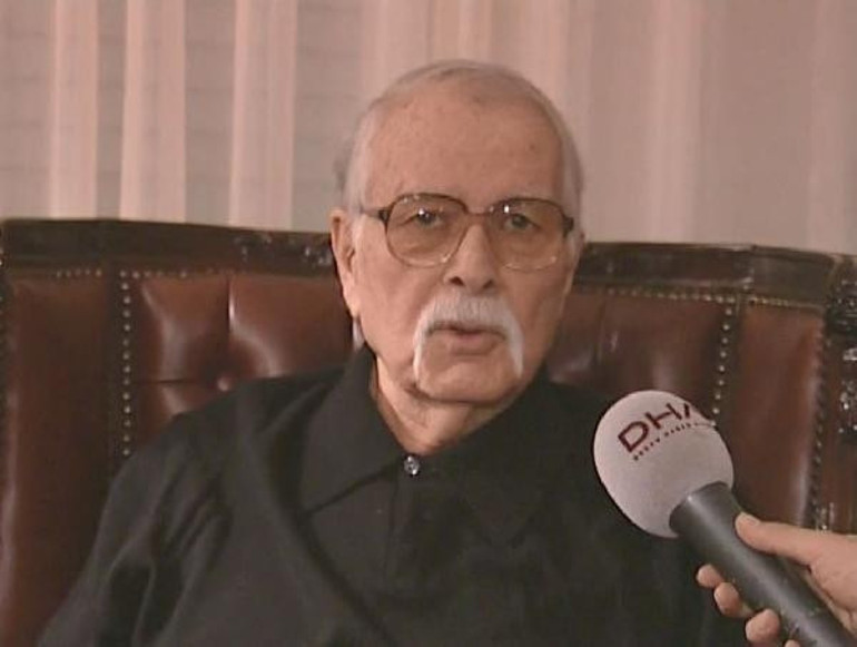 Gökyüzünde ilklere imza atmıştı... Kaptan pilot Mehmet Şentürk hayatını kaybetti