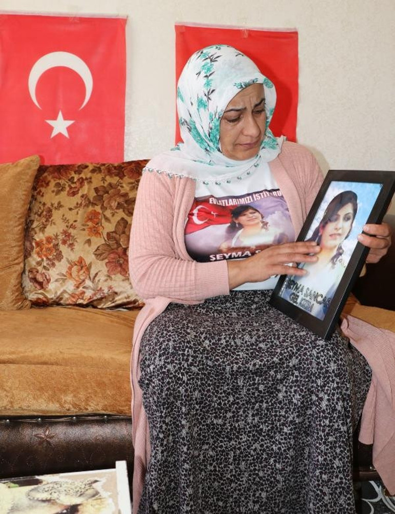 Anneden, dağa kaçırılan kızına teslim ol çağrısı