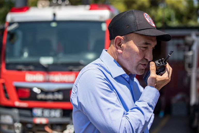İzmirde son 20 günde bin 556 yangın çıktı Yangınların yüzde 60ının nedeni sigara izmariti
